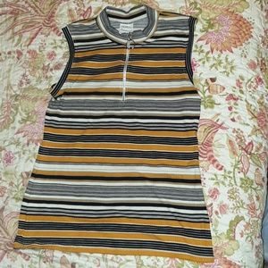 Stripped Sleeveless Shirt